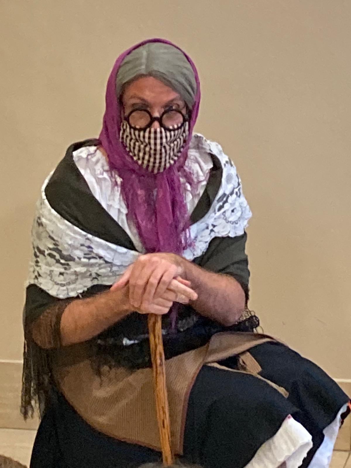 Ermínia visita  1r, 2n i 3r de Primària